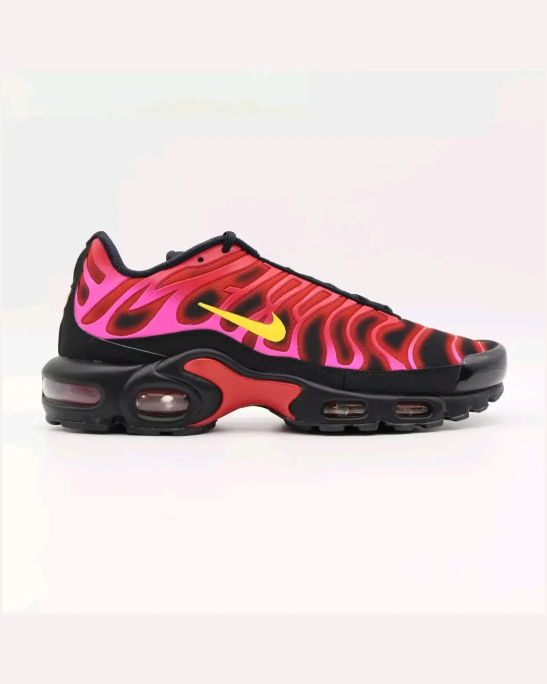 Air Max Plus “Pink Fire”