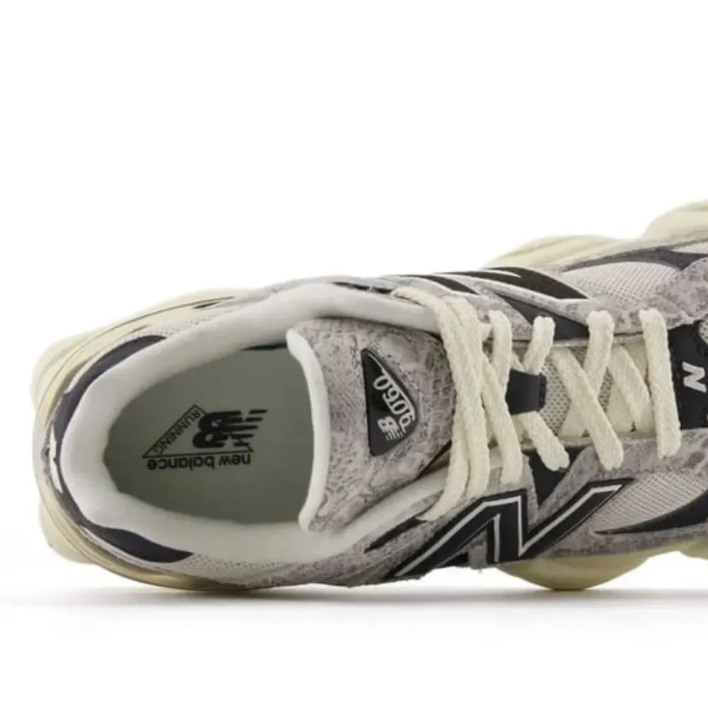 New Balance 9060 “Oreo”