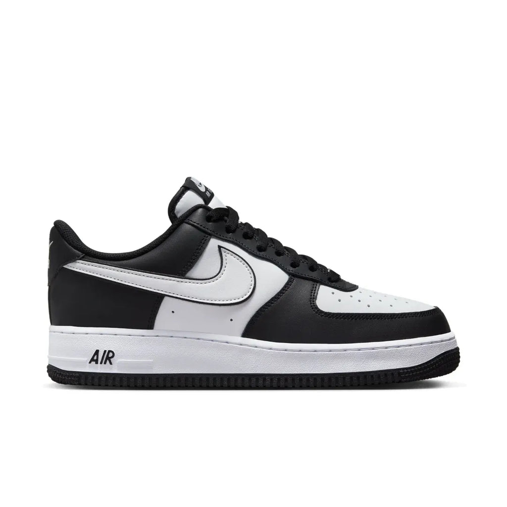 Air Force 1 “Panda”