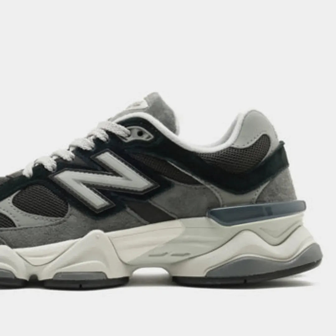 New Balance 9060 Grey/Black