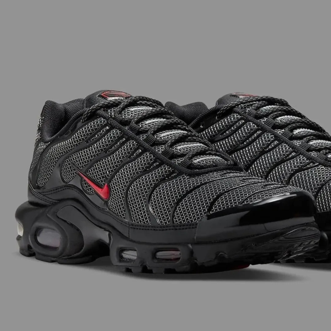 Air Max Plus “Triple Black Red Swoosh”